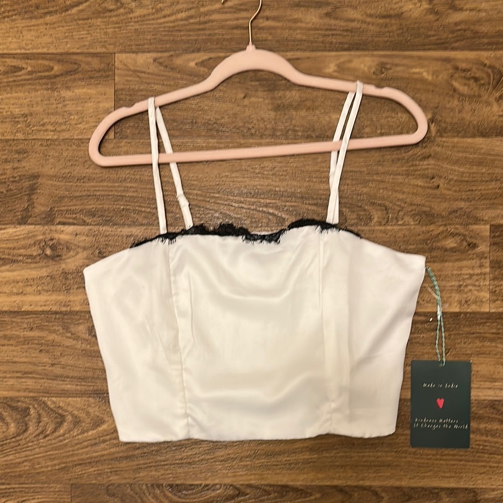 NWT Live 4 Truth Crop Top size: XL